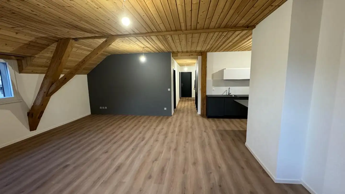 Wohnung mieten - Rue De L'hôtel-De-Ville 5, 2740 Moutier - Foto 4