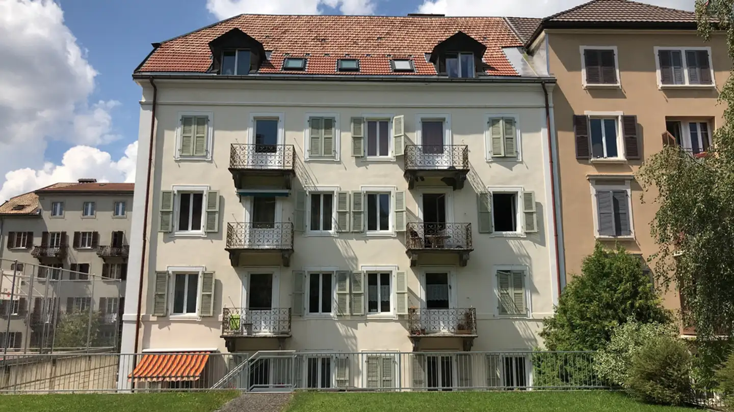 Appartement à louer - Rue De Beau-Site 3, 2300 La Chaux-de-Fonds - Photo 2