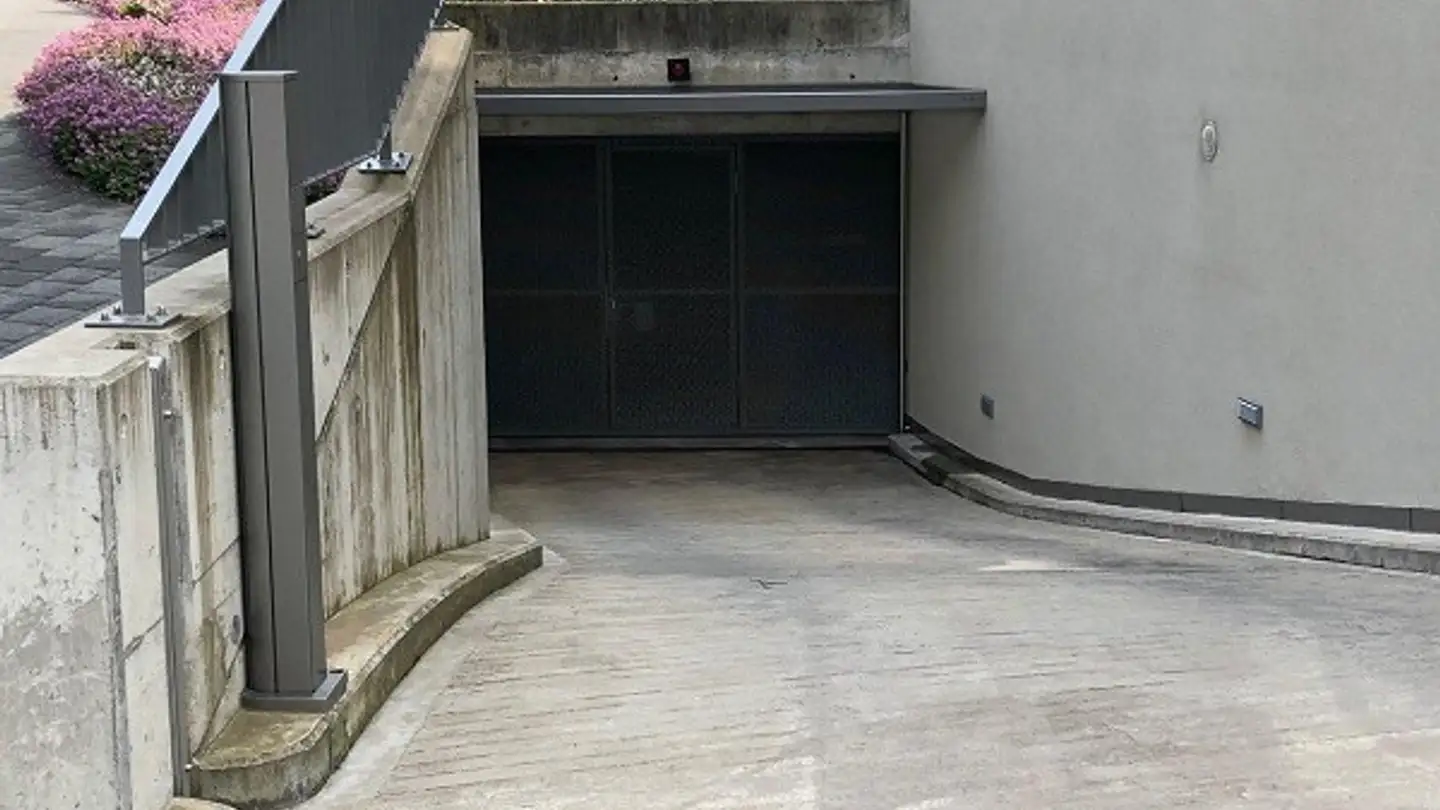Tiefgaragenstellplatz mieten - Grienmatt 14, 4410 Liestal - Foto 2