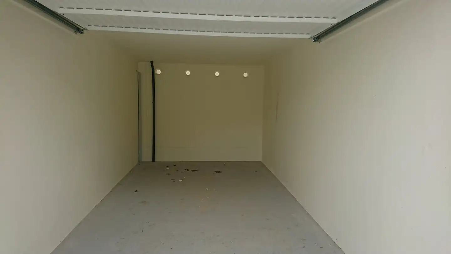 Underground parking space for rent - Schönenwerderstrasse, 5036 Oberentfelden - Photo 2