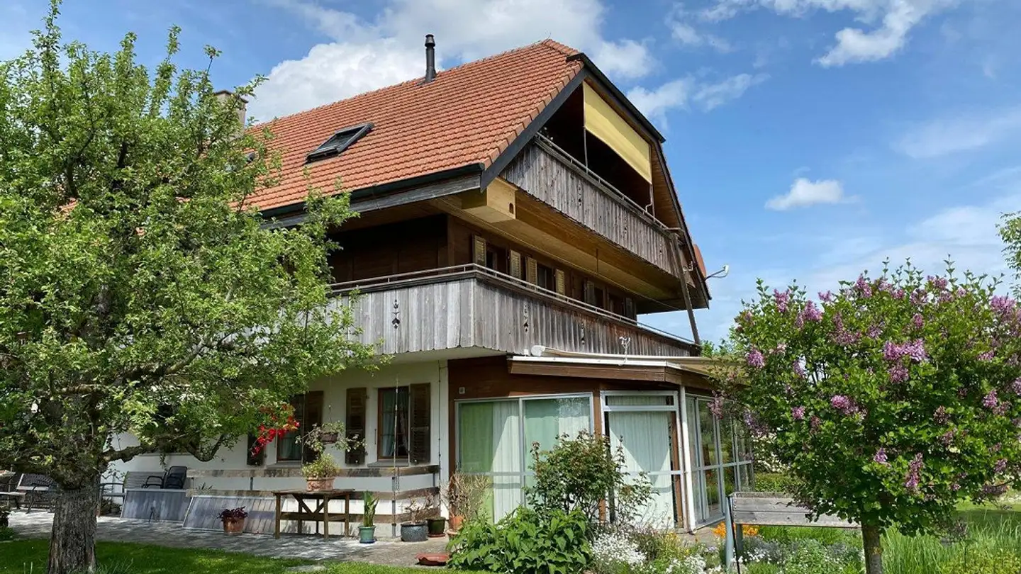 Dachgeschosswohnung mieten - Süri 74, 3204 Rosshäusern