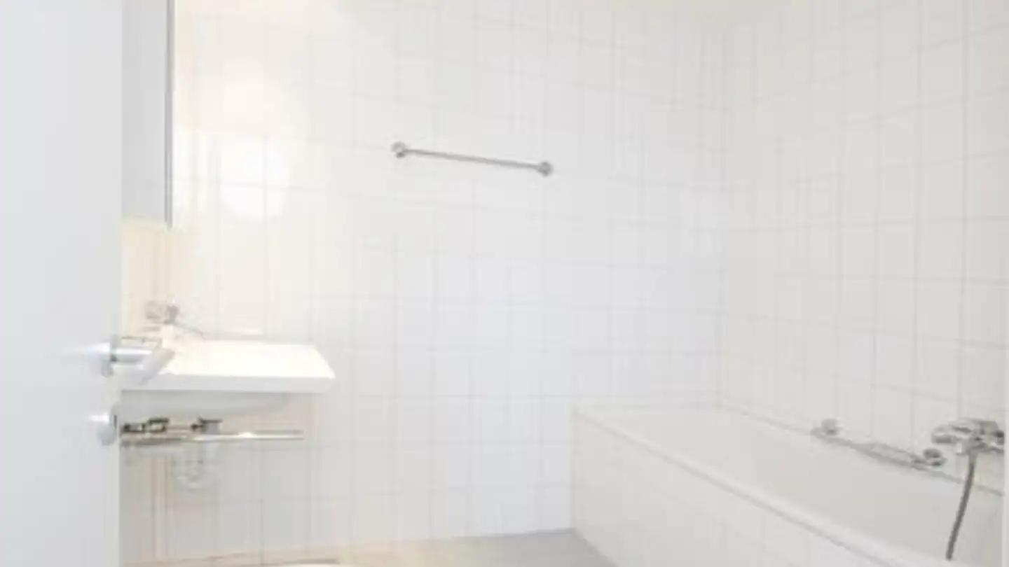 Apartment for rent - Route Des Taconnets 4, 1762 Givisiez - Photo 4