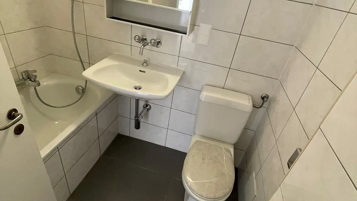Wohnung mieten - Chemin Des Aulnes / Erlenweg 15a, 2503 Biel/Bienne - Foto 2
