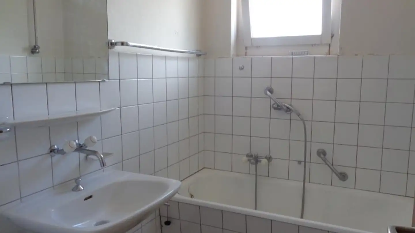 Wohnung mieten - Rue Centrale 11, 2740 Moutier - Foto 4