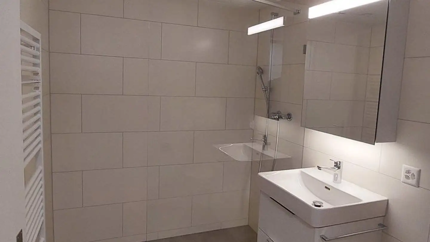Wohnung mieten - Töbelistrasse 7, 8483 Kollbrunn - Foto 4