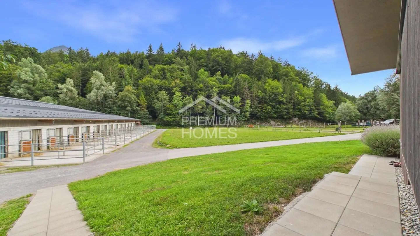 Commercial for sale - 3800 Interlaken - Photo 2