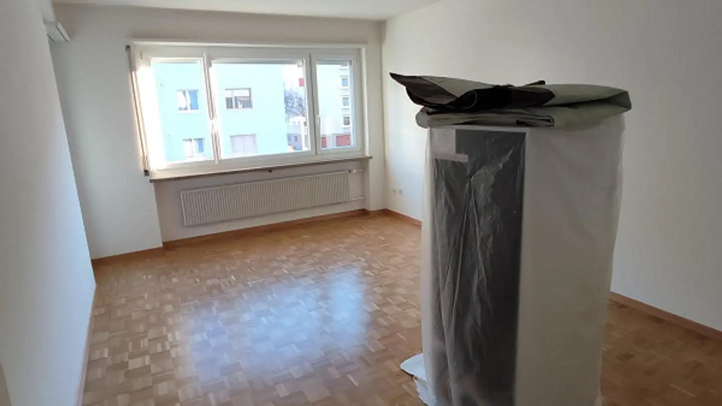 Appartement à louer - Via Caguils 7, 7013 Domat/Ems - Photo 3