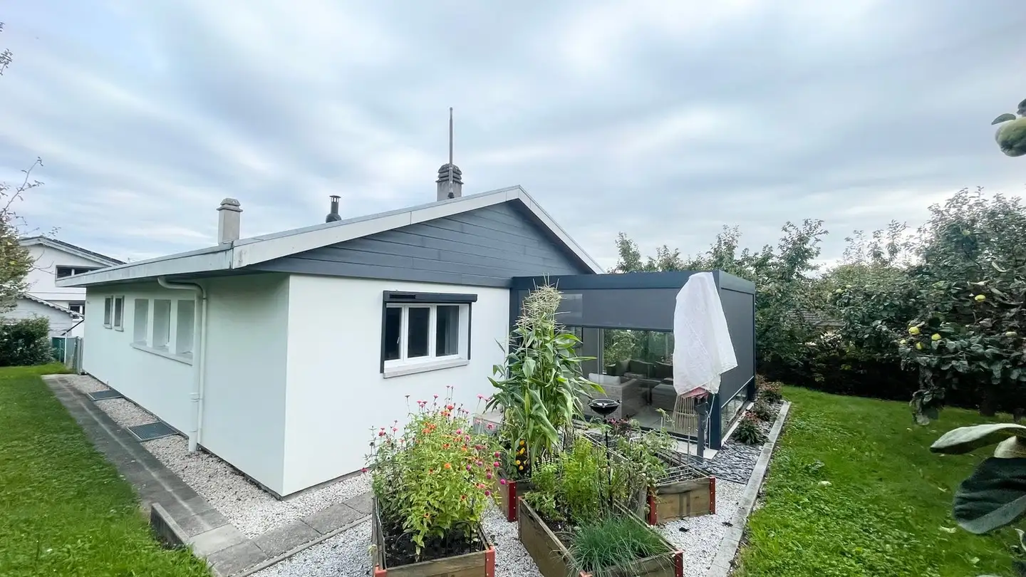 Single house for rent - En Sibourg, 1566 St-Aubin FR - Photo 2