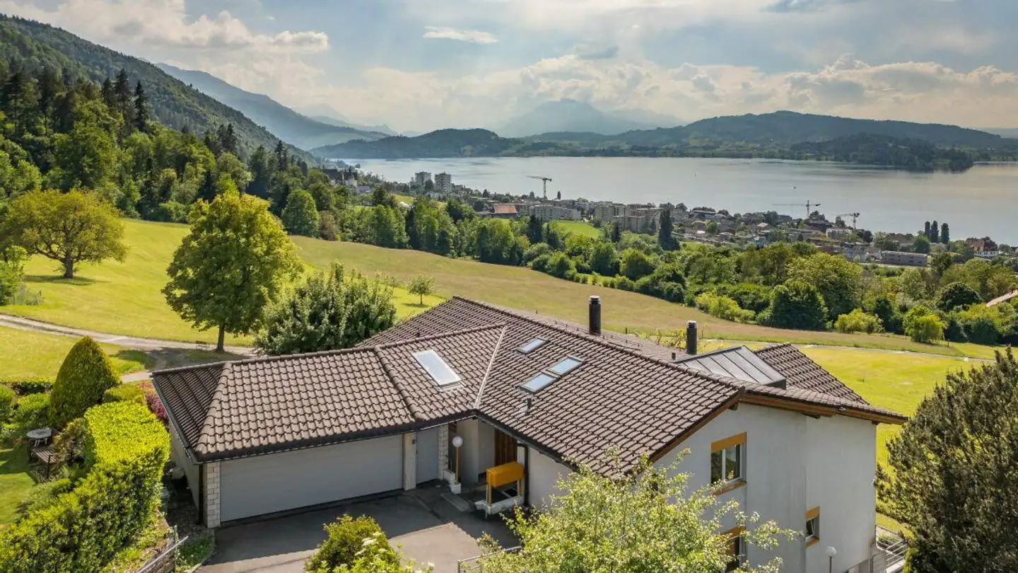 Casa bifamiliare in vendita - Bellevueweg 34a, 6300 Zug