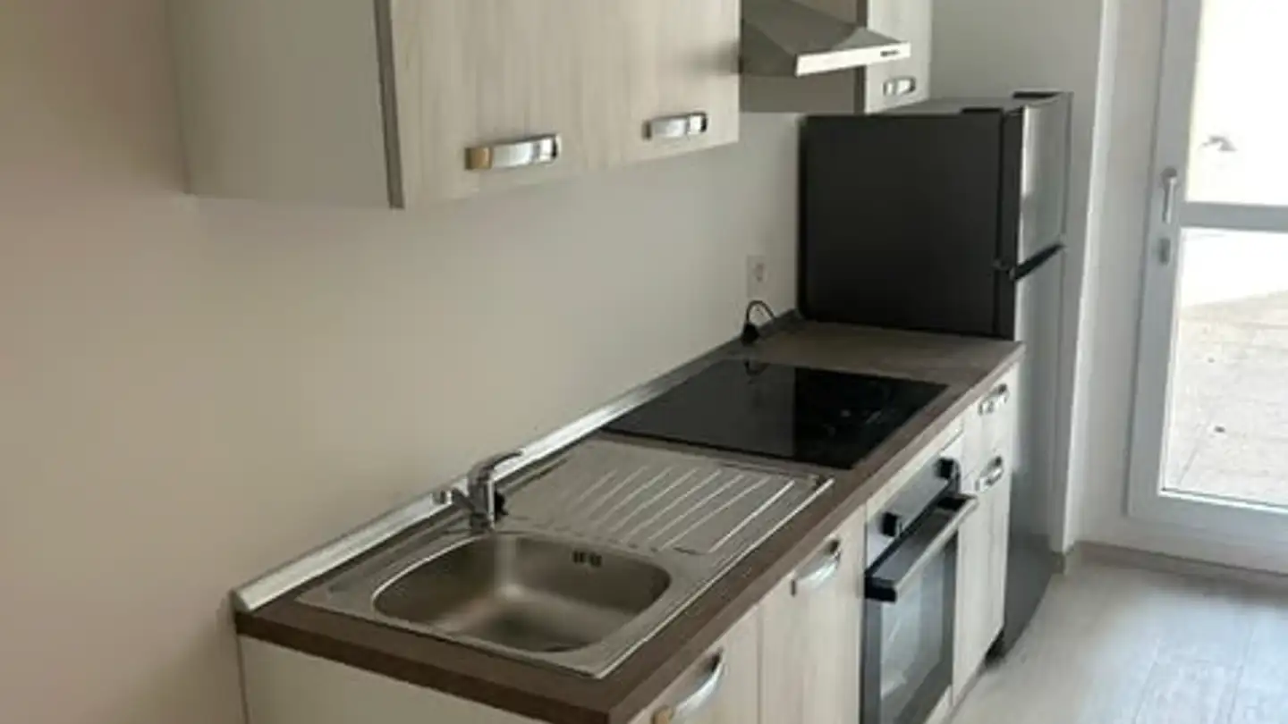 Wohnung mieten - Vira Paese, 6574 Vira (Gambarogno) - Foto 2
