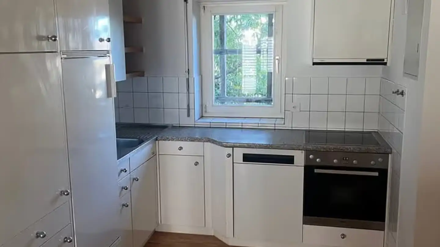 Dachgeschosswohnung mieten - Dörflistrasse 24a, 8942 Oberrieden - Foto 2