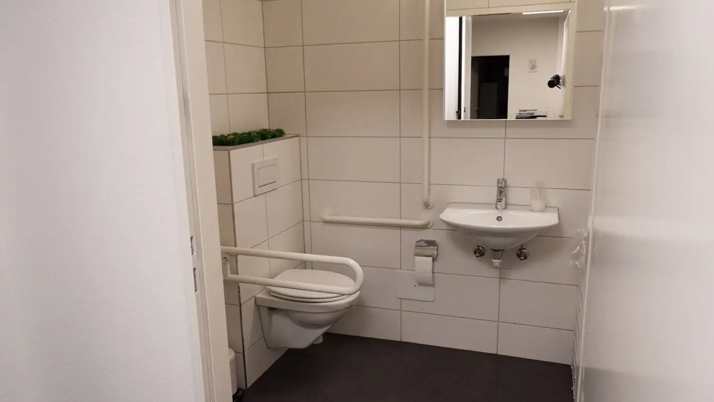 Spazio ufficio in affitto - Dornacherstrasse, 4053 Basel - Photo 4