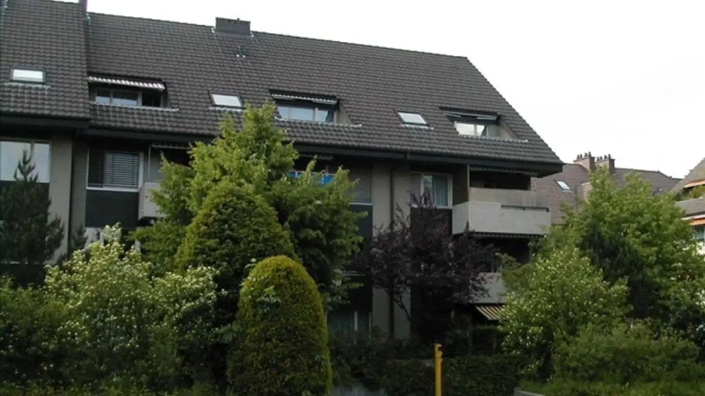 Outdoor parking space for rent - Von May-Strasse 28, 3604 Thun