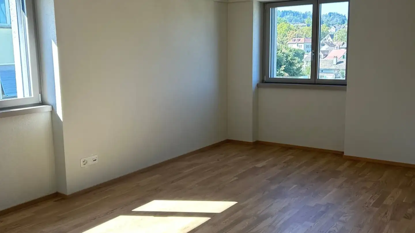 Appartement à louer - Schlossbergstrasse 5a, 8820 Wädenswil - Photo 2