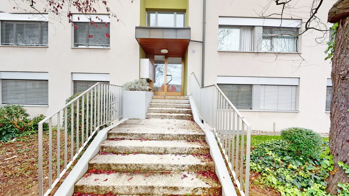 Appartamento in affitto - Bahnhofstrasse, 4132 Muttenz - Foto 2