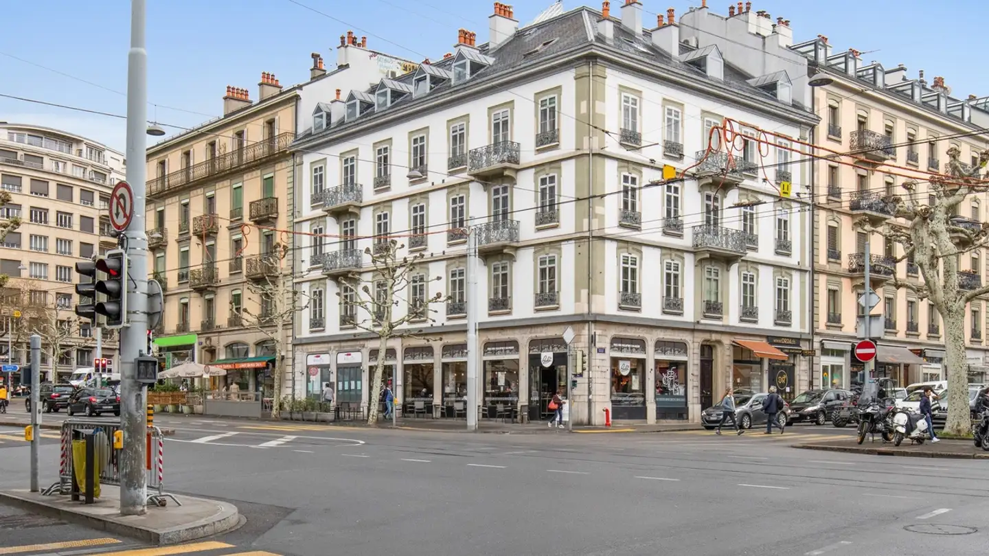 Outdoor parking space for rent - Boulevard Helvétique, 1207 Genève