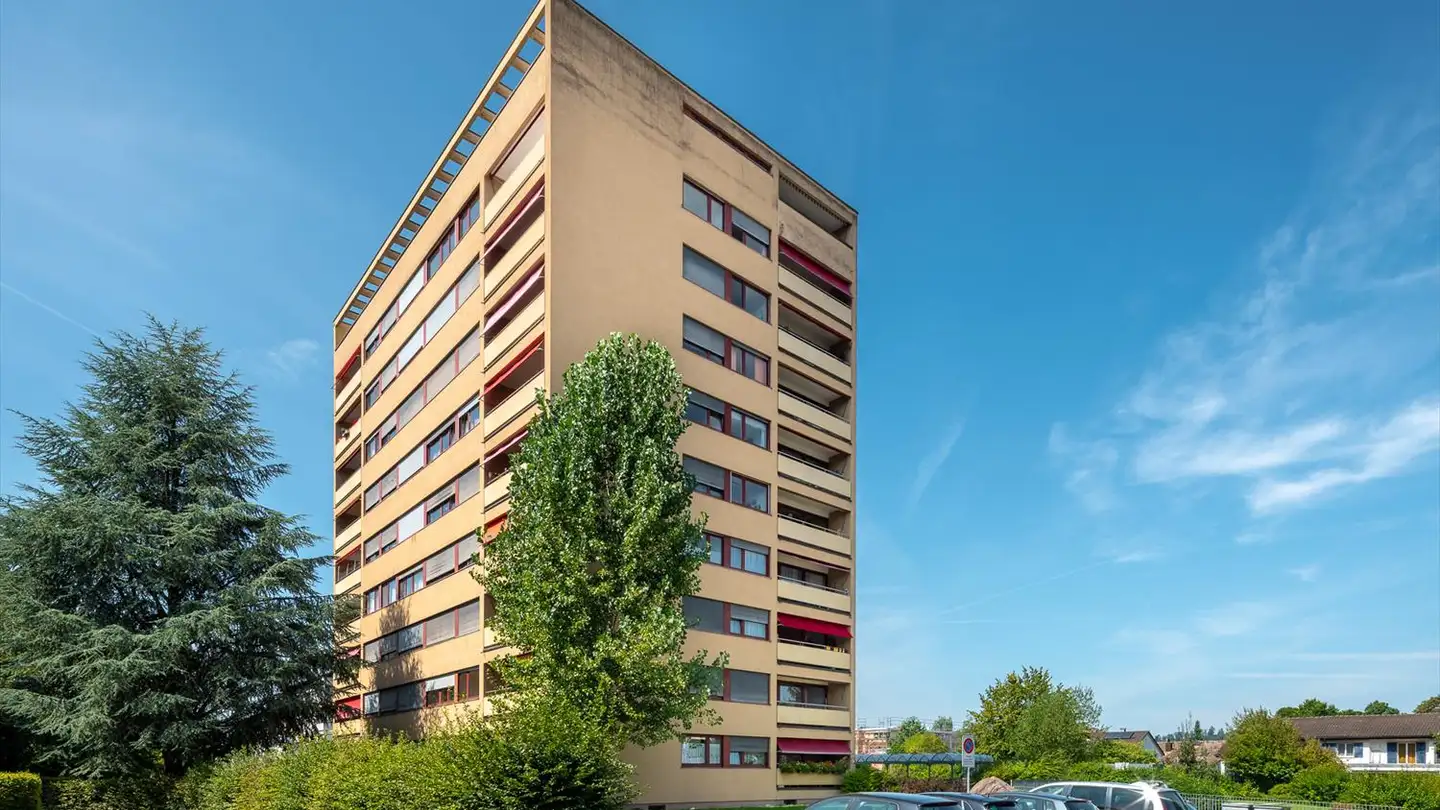 Tiefgaragenstellplatz mieten - Schulstrasse 9, 8640 Rapperswil SG