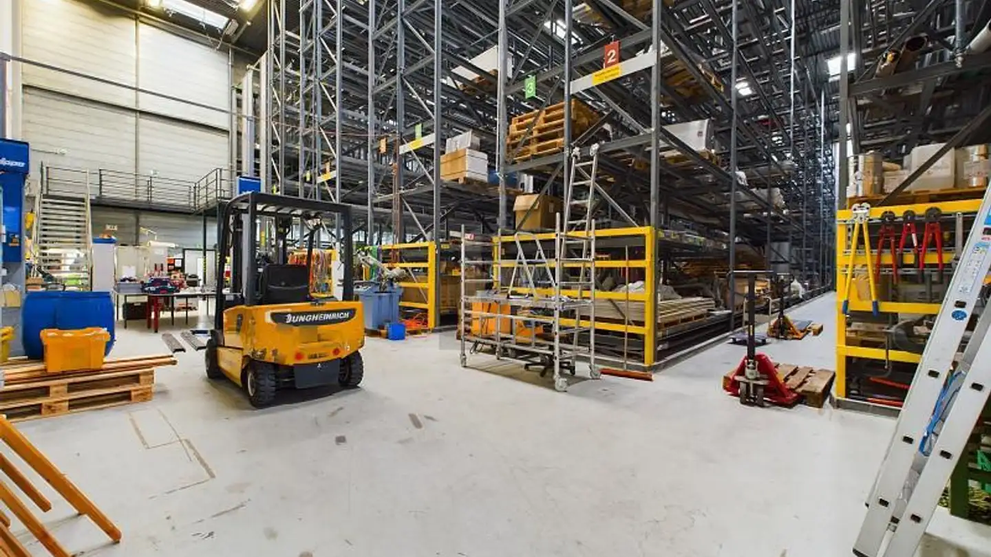 Industrieimmobilie mieten - 4528 Zuchwil