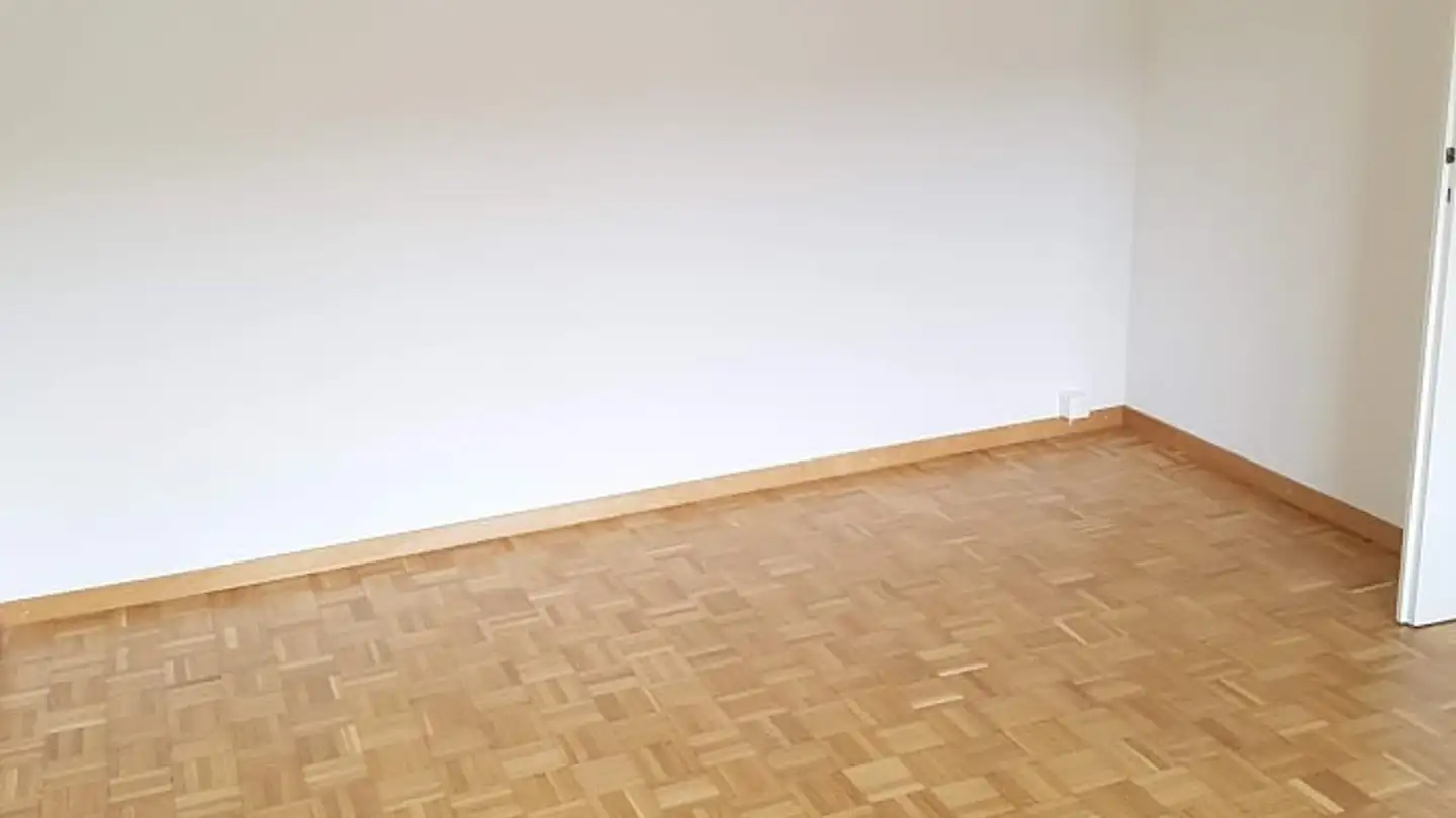 Wohnung mieten - Rue Jules-Baillods 17, 2108 Couvet - Foto 4