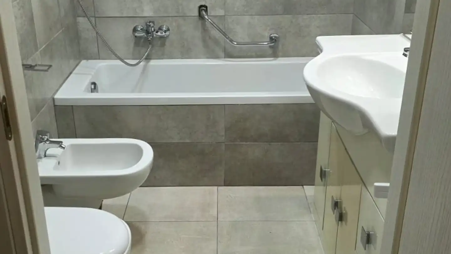 Appartamento in affitto - Strada Ara Morèla 5, 6984 Pura - Foto 3