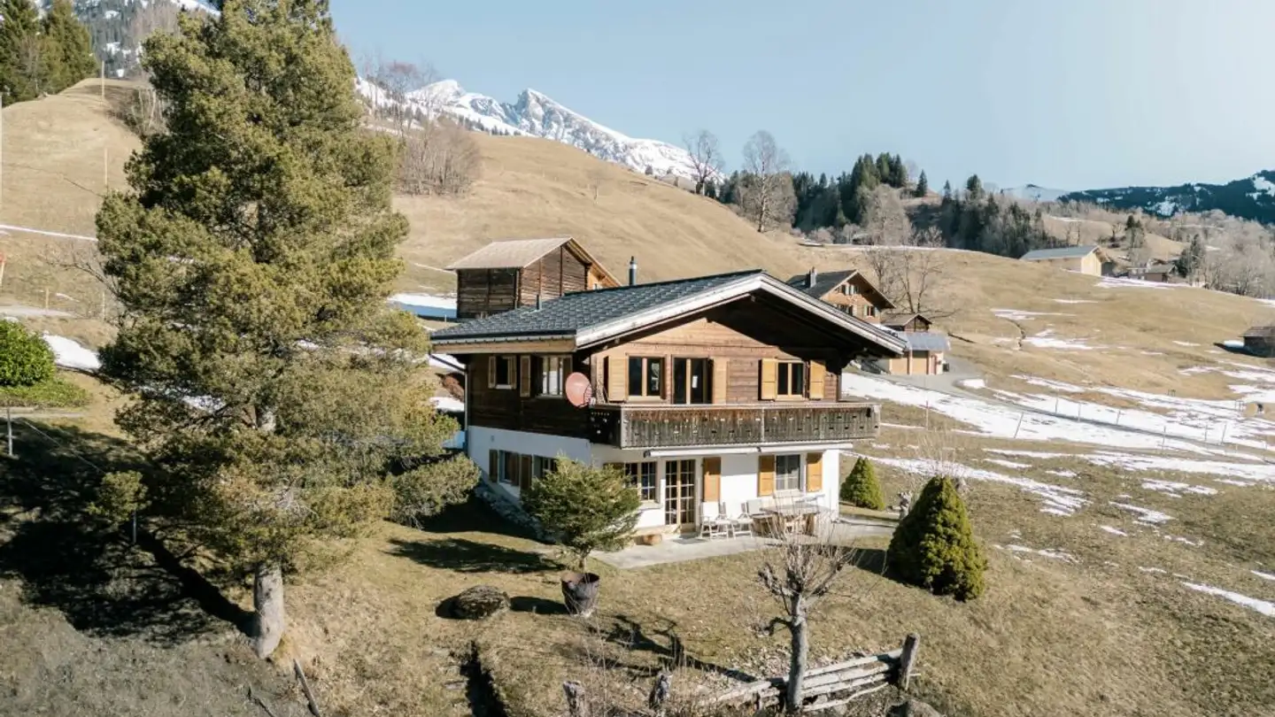 Edificio residenziale in vendita - Rinderstutzweg 15, 3818 Grindelwald - Foto 2