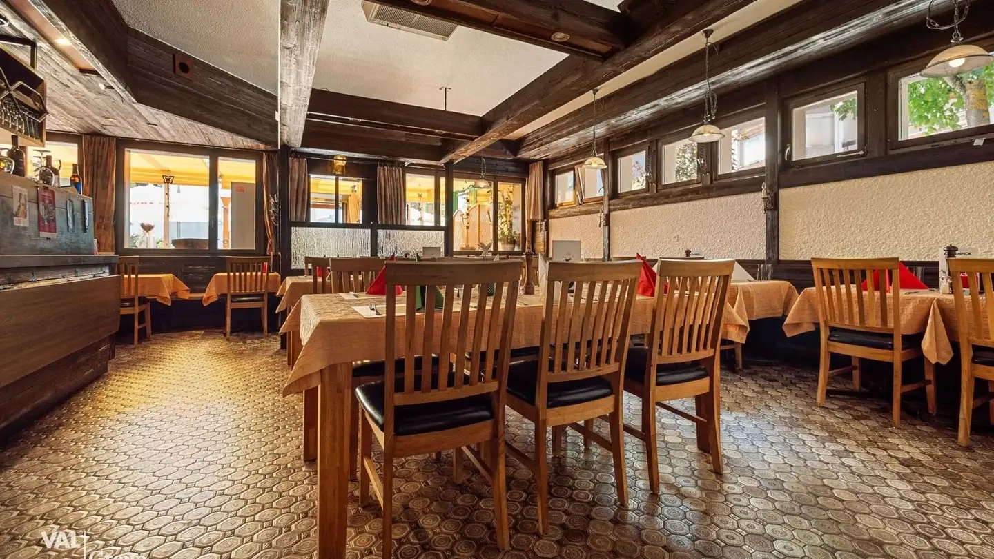 Commercial for sale - 3954 Leukerbad - Photo 4