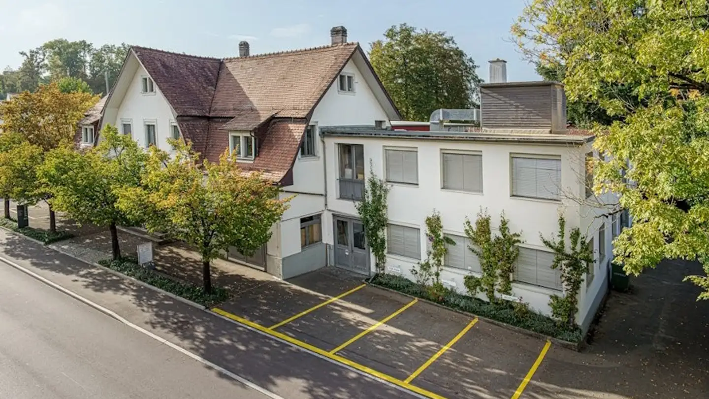 Parcheggio esterno in affitto - Bahnhofstrasse 54, 8154 Oberglatt ZH - Foto 2