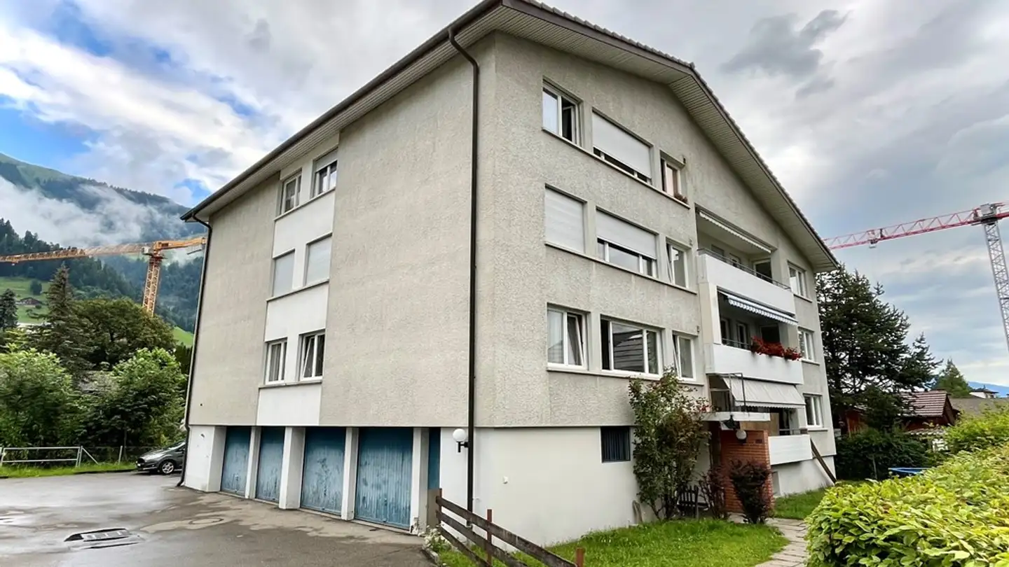 Outdoor parking space for rent - Grassiweg 12, 3714 Frutigen