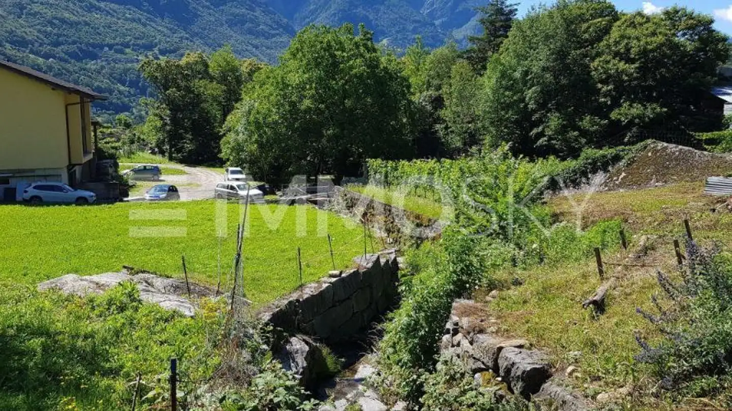 Constructible plot for sale - 6721 Ludiano