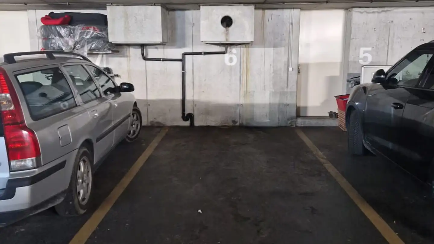 Underground parking space for rent - Pestalozzistrasse 27, 3600 Thun