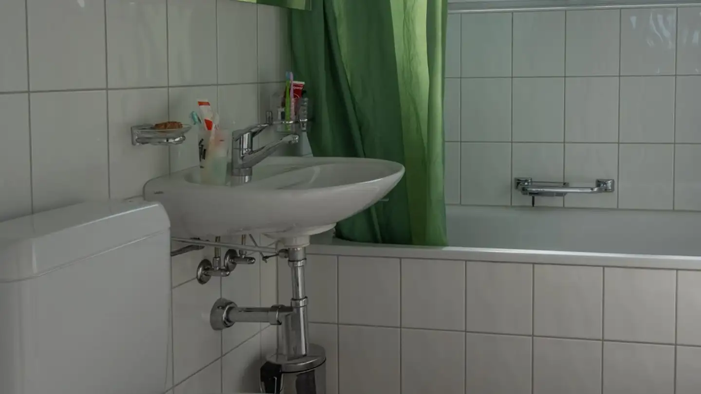 Zimmer mieten - Schorenstrasse 15, 8603 Schwerzenbach - Foto 4