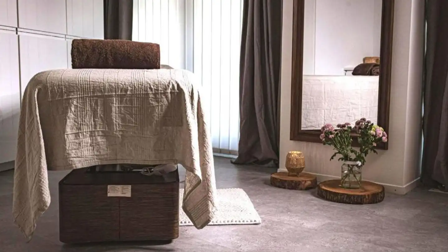 Mixed-use building for rent - 1222 Vésenaz