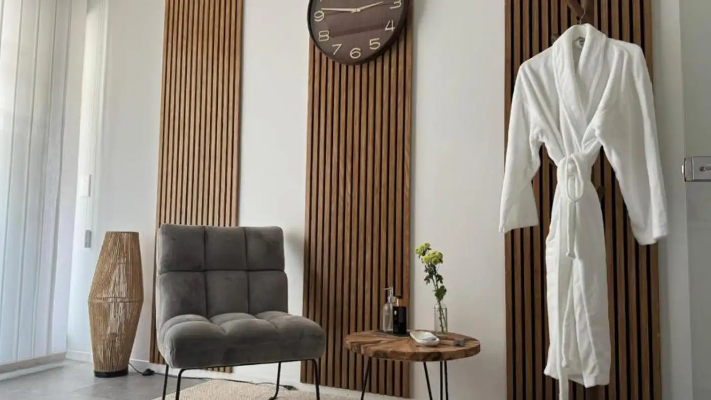 Mixed-use building for rent - 1222 Vésenaz - Photo 2