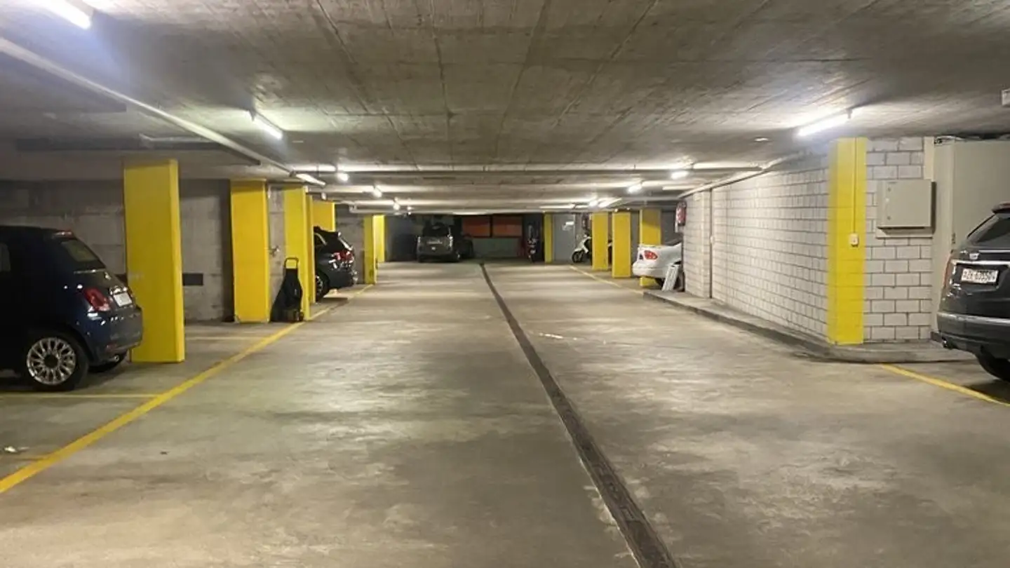 Parcheggio sotterraneo in affitto - Urdorferstrasse 4, 8142 Uitikon Waldegg - Photo 4