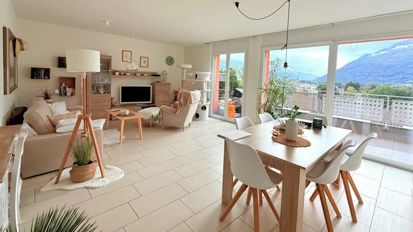 Appartamento in vendita - Via Monte Tabor 9, 6512 Giubiasco