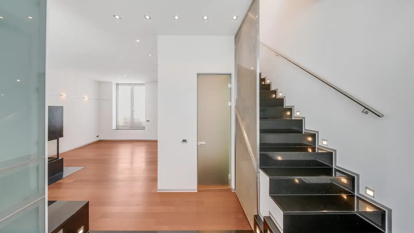 Loft for rent - Rotbuchstrasse 5, 8006 Zürich - Photo 3