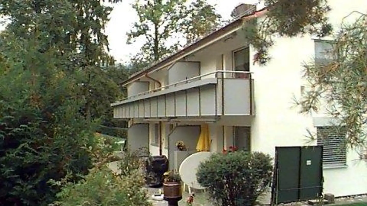 Outdoor parking space for rent - Zopfstrasse 8, 8134 Adliswil