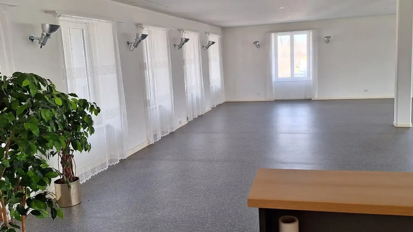 Commerciale in affitto - Gurzelenstrasse 12, 4512 Bellach - Foto 2
