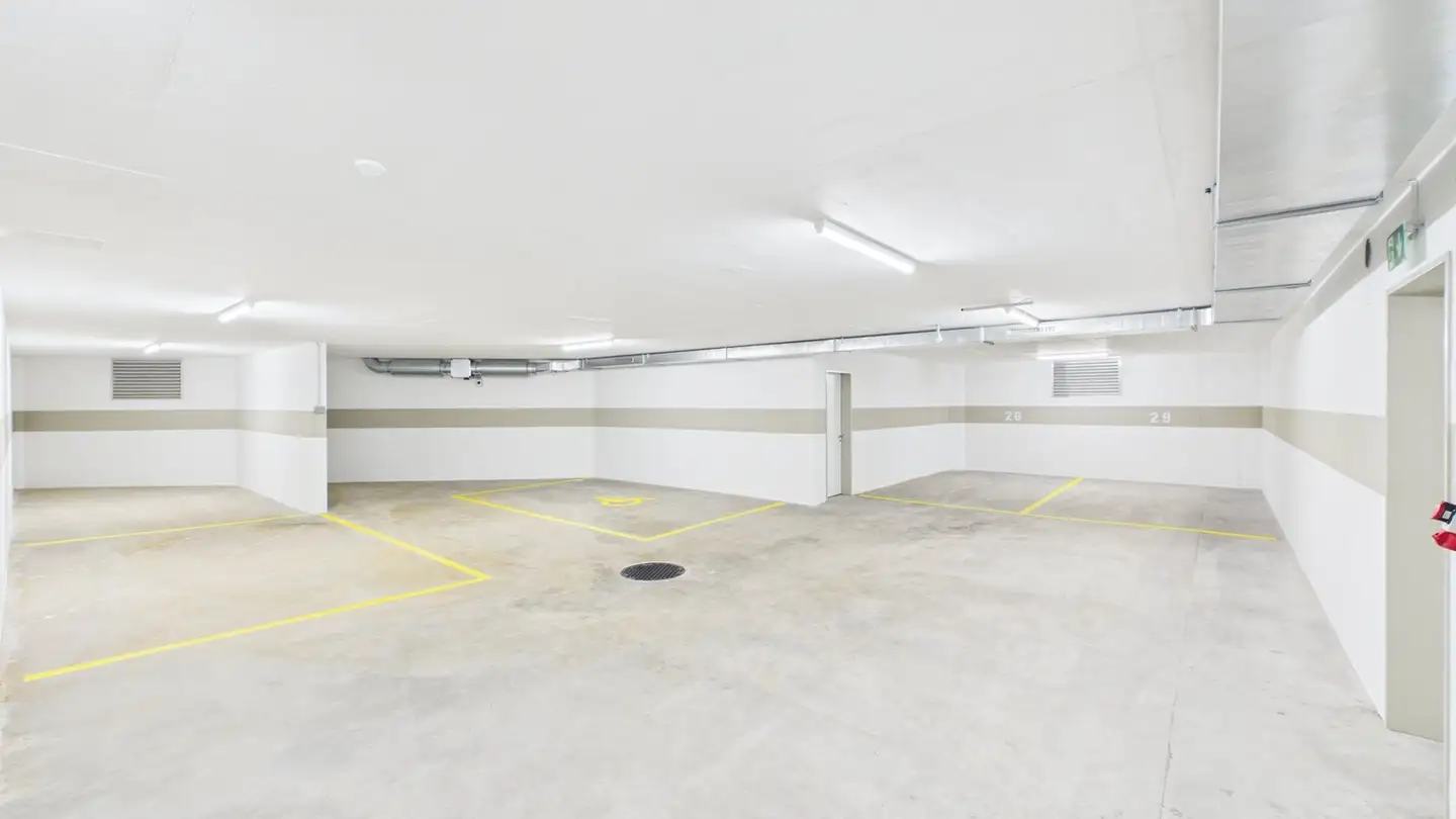 Garage for rent - Webereistrasse 10, 9247 Henau