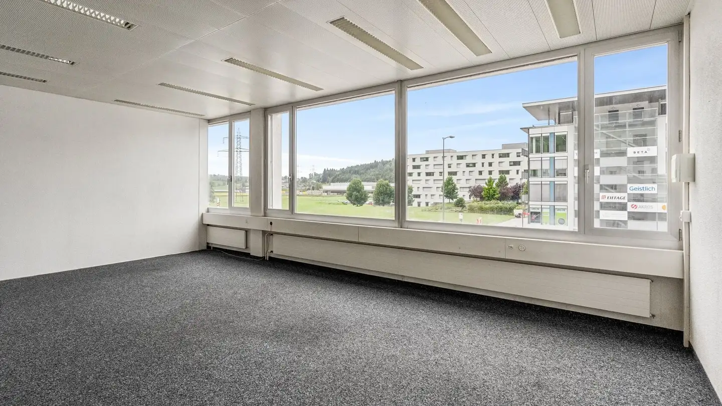 Edificio ad uso misto in affitto - Oberfeld 4, 6037 Root - Foto 2