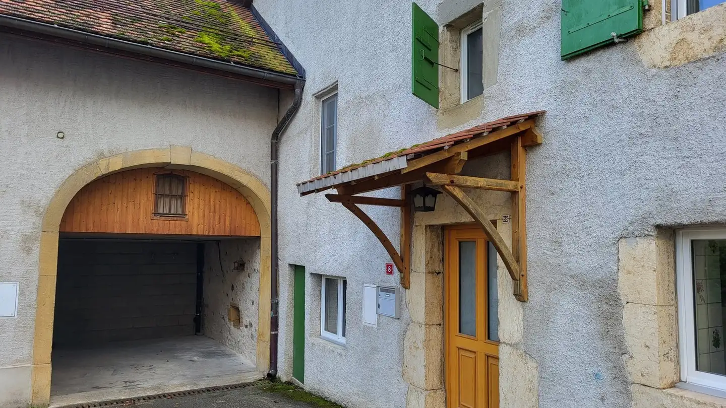 Appartement à louer - 1116 Cottens VD