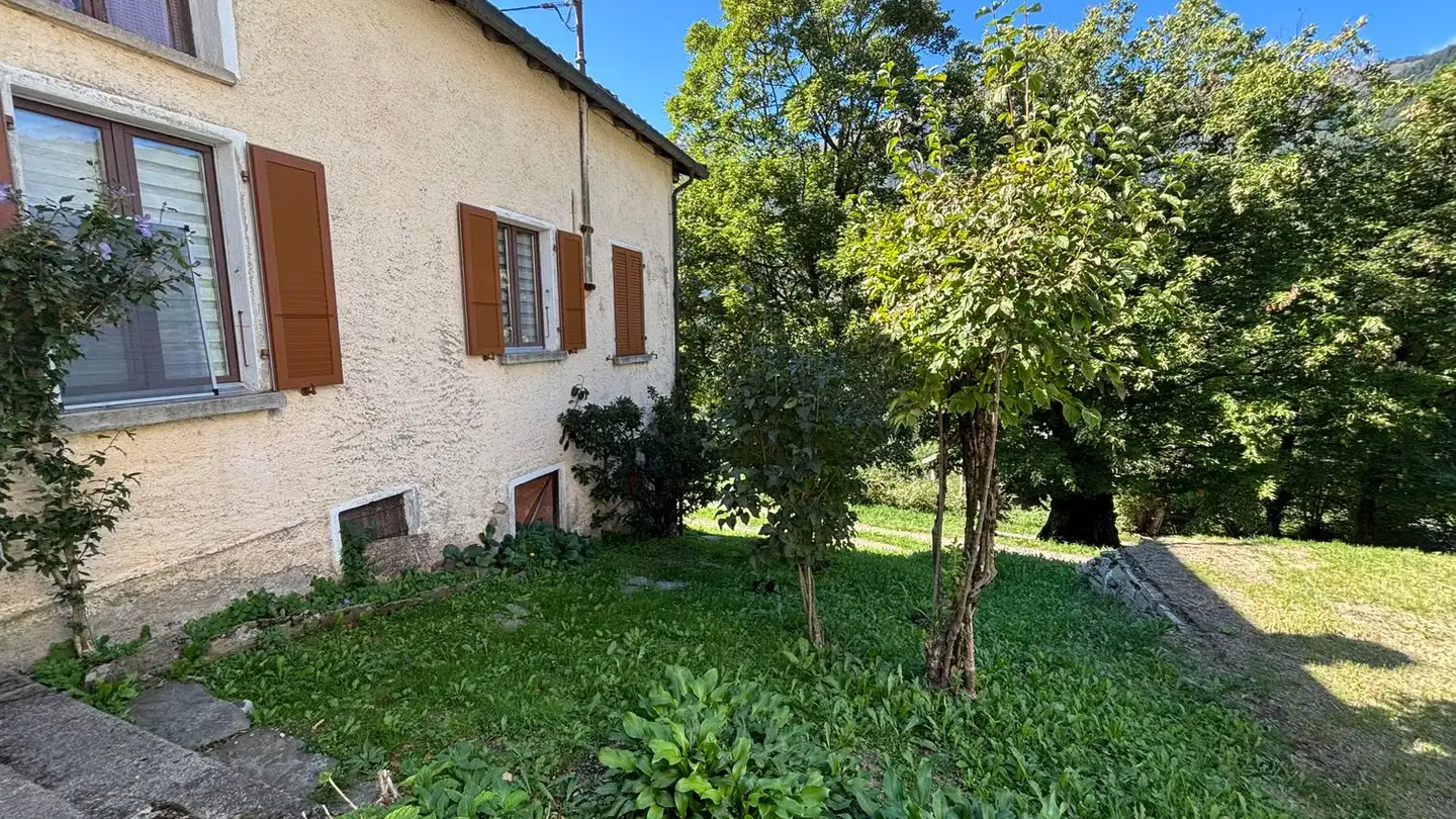Einfamilienhaus kaufen - 6937 Breno