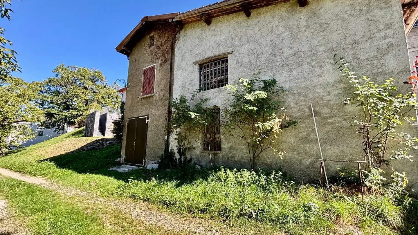 Einfamilienhaus kaufen - 6937 Breno - Foto 2
