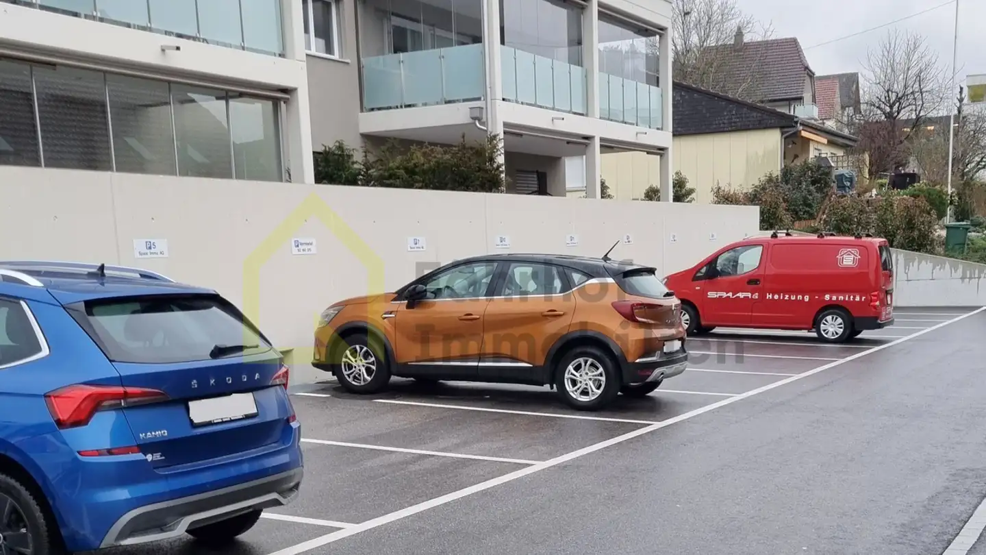 Parkplatz im Freien mieten - Klusstrasse, 4702 Oensingen
