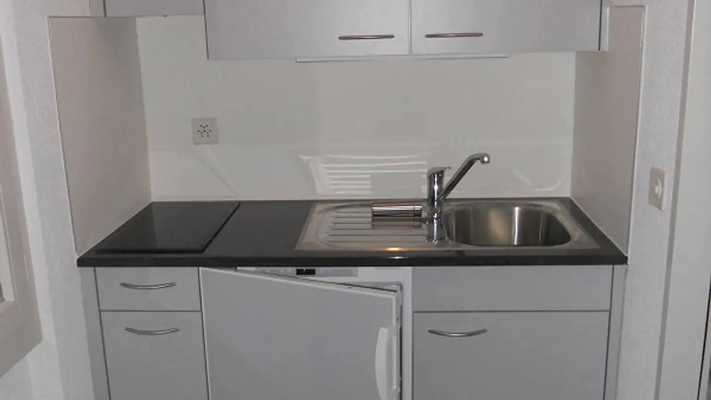 Studio mieten - Rue De La Poste / Poststrasse 8, 2504 Biel/Bienne - Foto 2