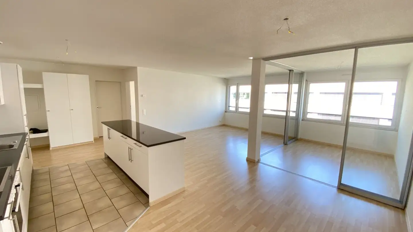 Wohnung mieten - Schaffhauserstrasse, 8052 Zürich