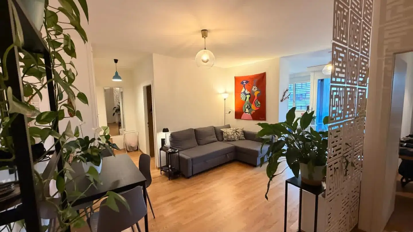 Apartment for rent - 1227 Les Acacias