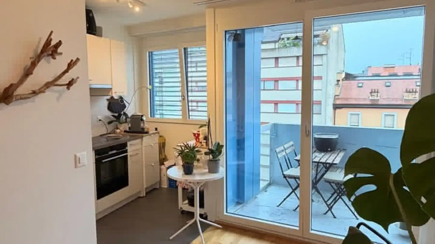 Apartment for rent - 1227 Les Acacias - Photo 2