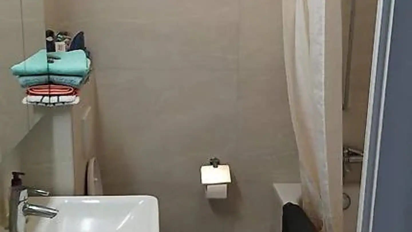 Apartment for rent - 1205 Genève - Photo 2