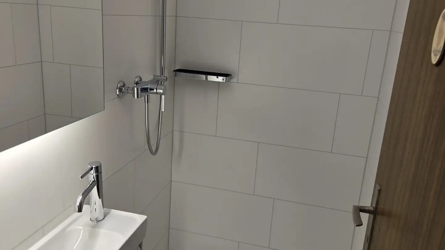 Wohnung mieten - Hofwiesenstrasse 15, 8136 Gattikon